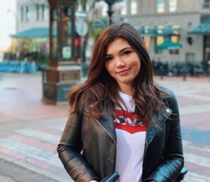 Alisha Newton Age, Net Worth, Boyfriend, Height, Parents